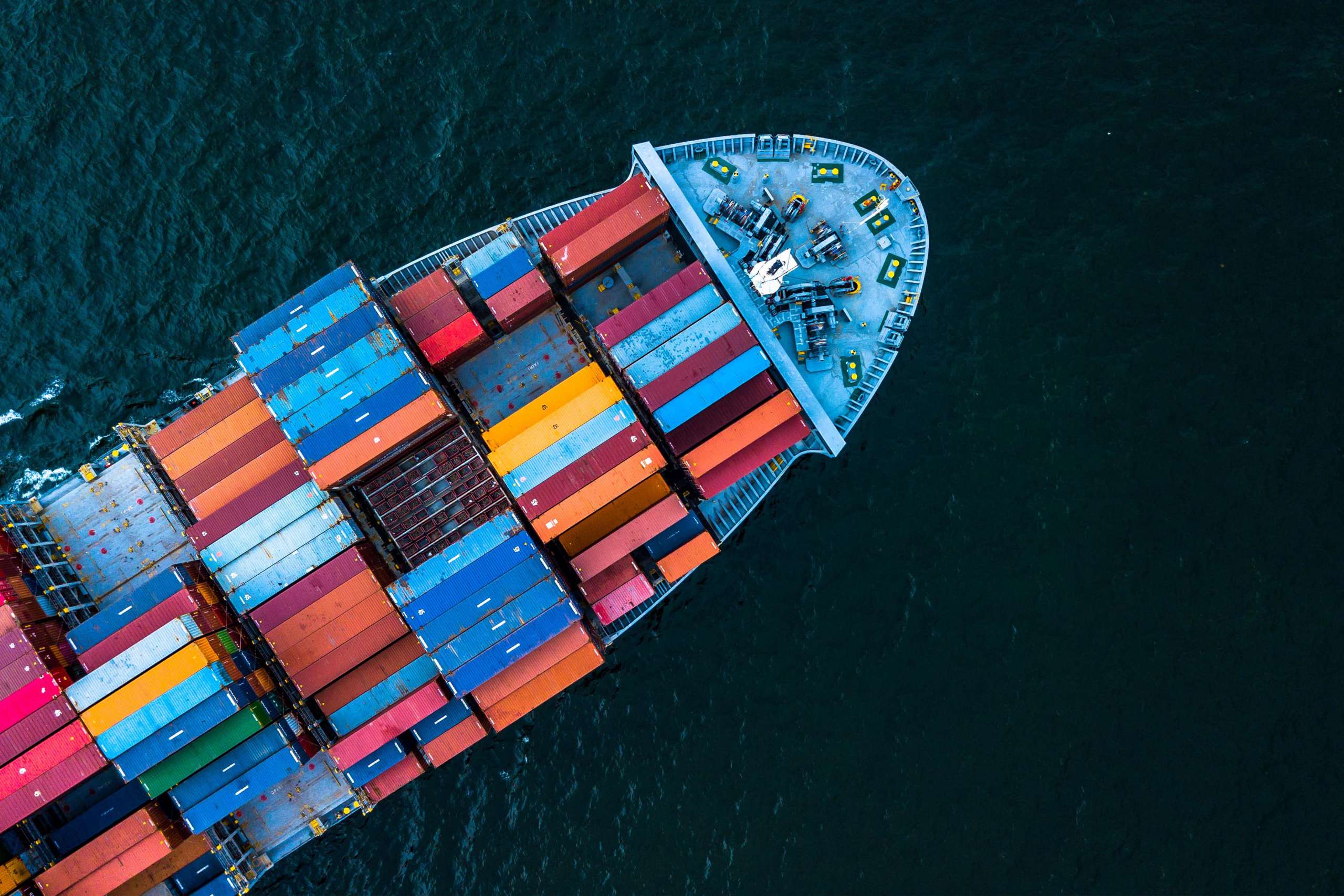 international trade pros and cons